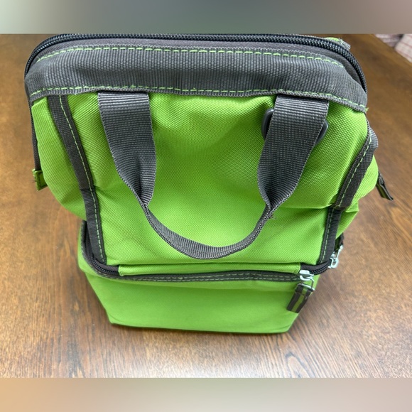 Rachel Ray insulated lunchbag, 2tier/convertible 4 tall drinks. Green/Gray/slvr. - Picture 4 of 10